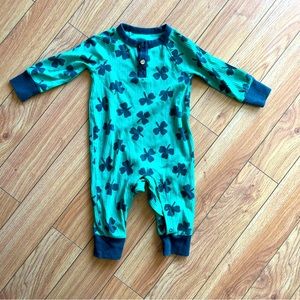 Cat & Jack • St. Pattys outfit